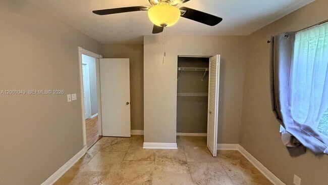 Building Photo - 11540 NW 27th Ct