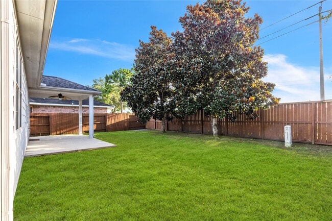 Building Photo - 415 Abbey Ln