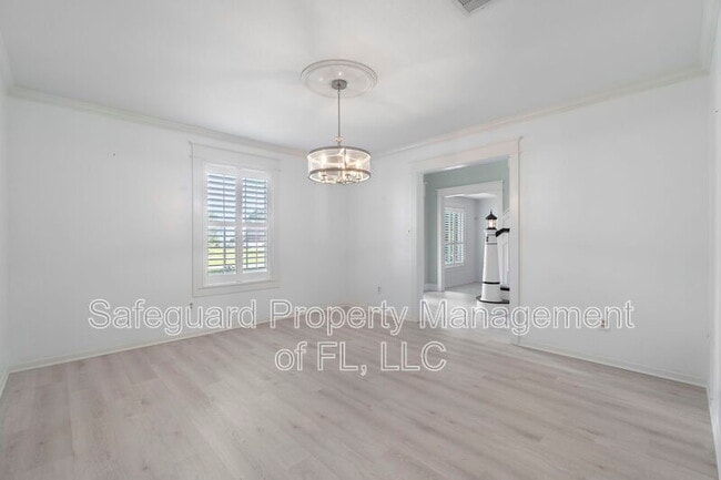 Building Photo - 3893 Paradise Bay Dr
