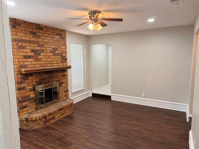 Building Photo - 1014 Bluebird Dr
