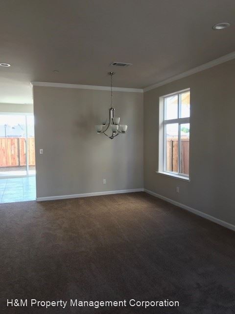 Building Photo - 3 br, 2.5 bath House - 116 Springtime Circle