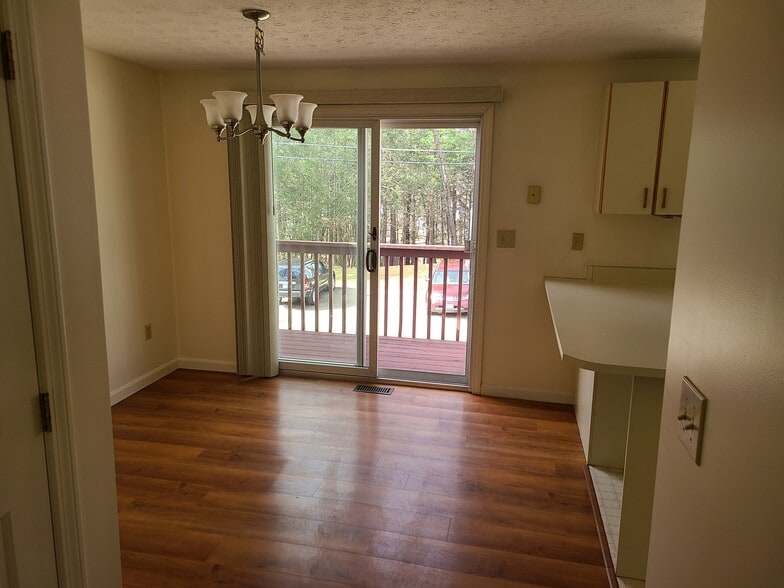 Building Photo - 48 Lochmere Ln