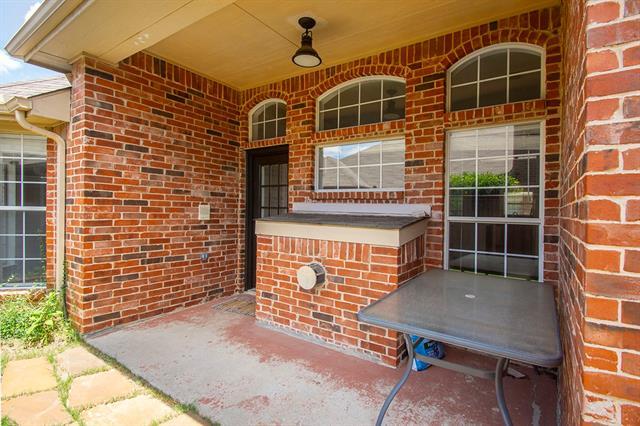 Building Photo - 7981 Kings Ridge Rd