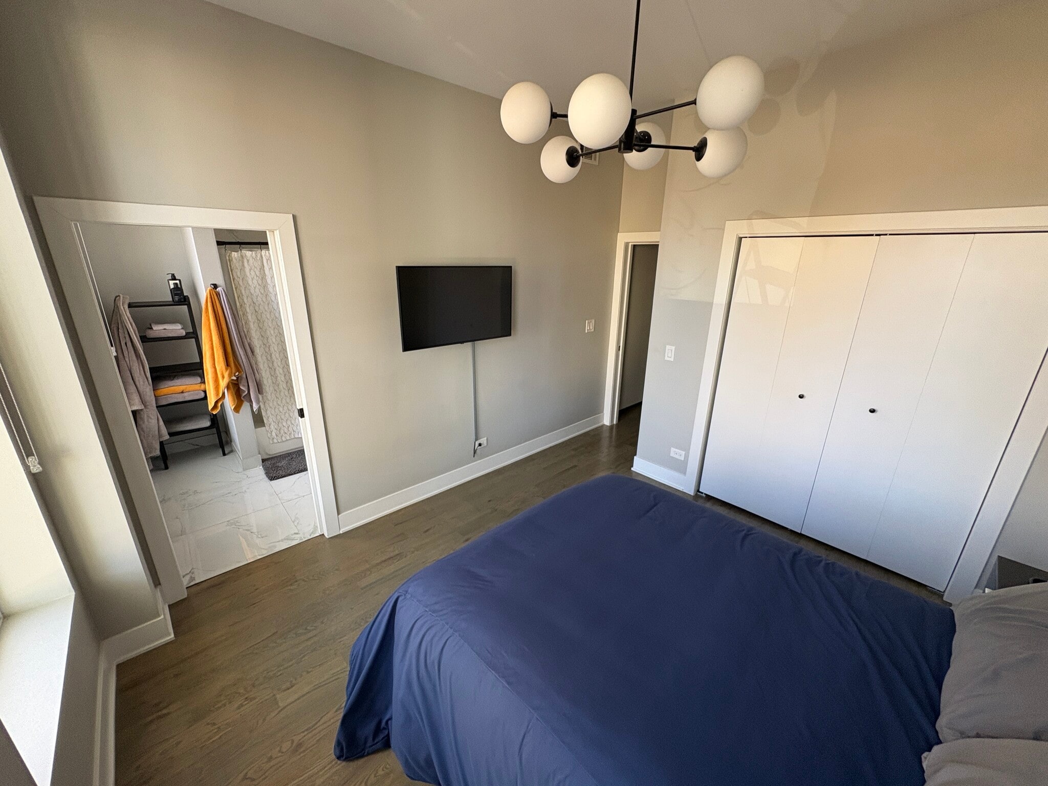 Building Photo - 1933 W Ohio St