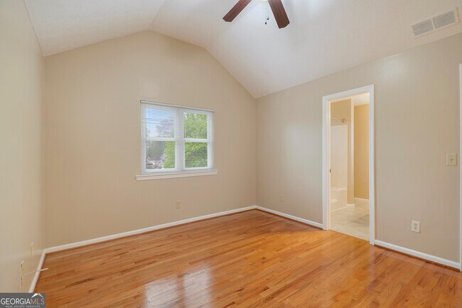 Building Photo - 5637 Tunbridge Wells Ct