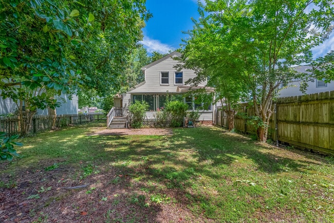 Building Photo - 2105 Grey Fox Ln