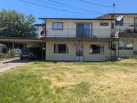 Building Photo - 2 Bedroom Pet-friendly Clarkston Apartment...