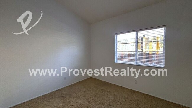 Building Photo - 14075 Gray Ln