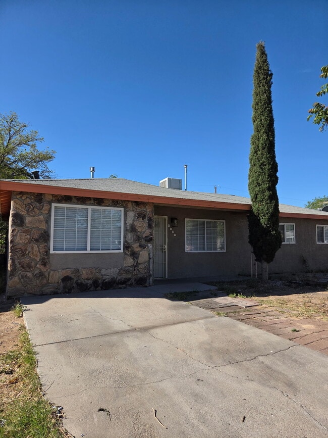 Building Photo - 6232 Dennison Rd SW