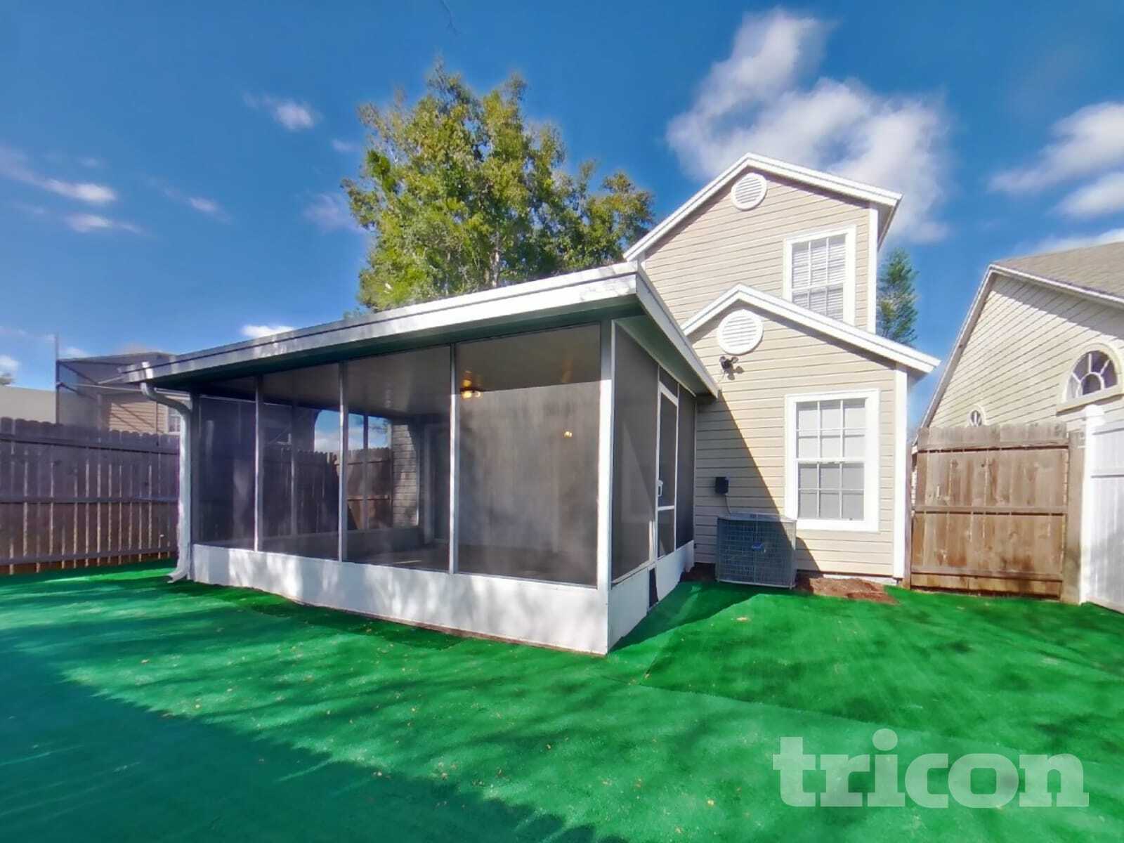 Building Photo - 1627 Chatham Cir