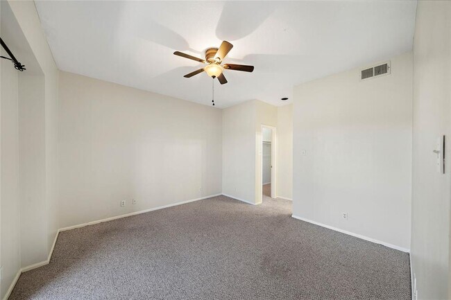 Building Photo - 2207 S Braeswood Blvd