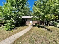 Building Photo - Spacious 5 bed, 2 bath Home in a Great Fort Collins Location!