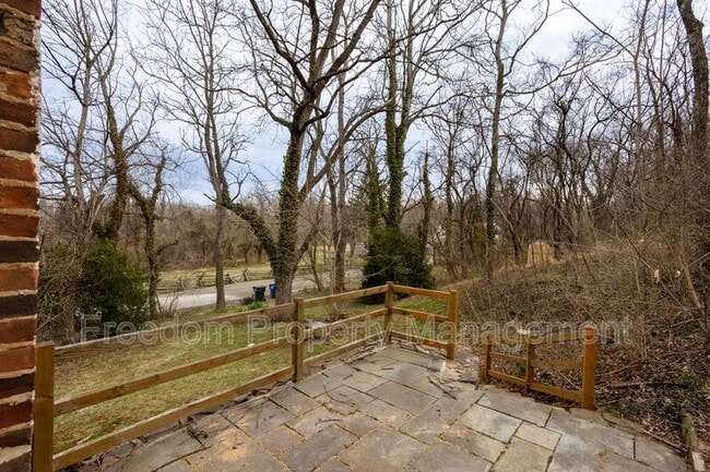 Building Photo - 8200 Buckland Mill Rd