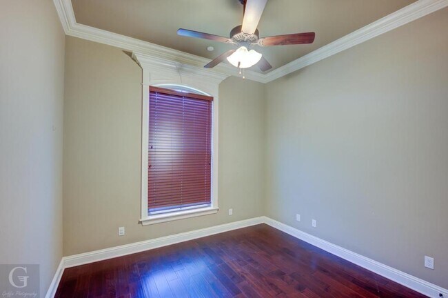 Building Photo - 3038 Sagefield Ln