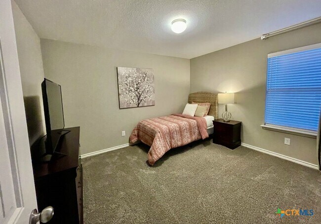 Building Photo - 8401 Grayson Trl