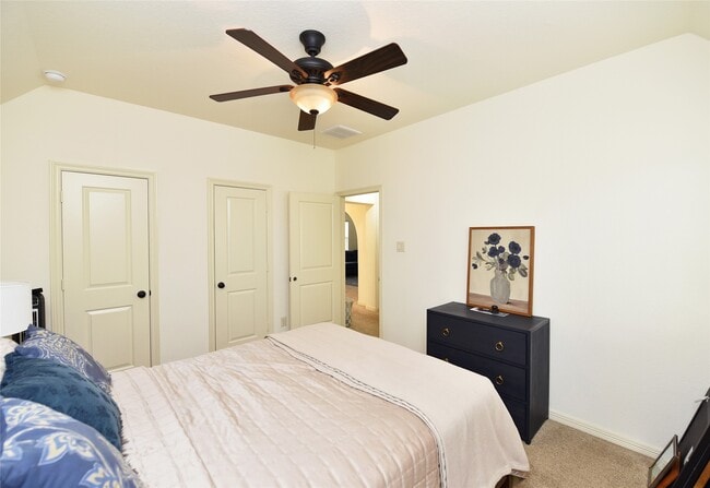 Building Photo - 13117 Stoneleigh Terrace Dr