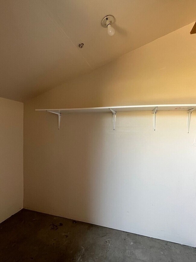 Building Photo - PURE Property Management Presents: Inviting single story two-bedroom condo in Rohnert Park!