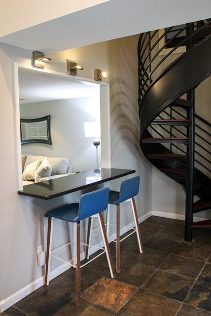 Building Photo - 2512 Riverfront Dr