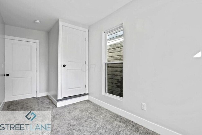 Building Photo - Charming 2 Bedroom in Columbus!