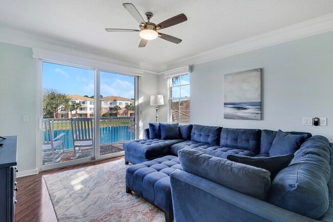 Building Photo - 9212 Myrtlewood Cir W