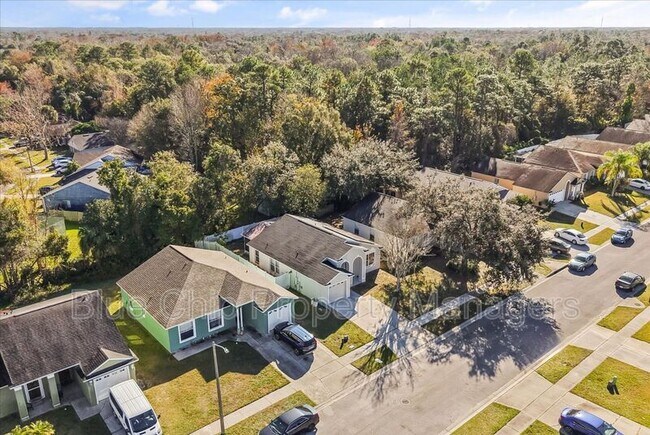 Building Photo - 2229 Hannah Ln