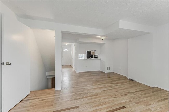 Building Photo - 1682 Harvest Green Ct