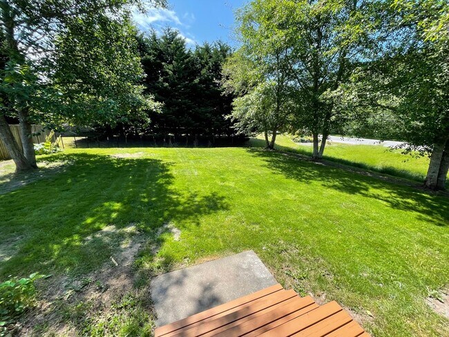 Building Photo - 2415 Forest Park Ln