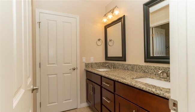 Building Photo - Imperial Beach -  Beautiful 4 bedrooms and...