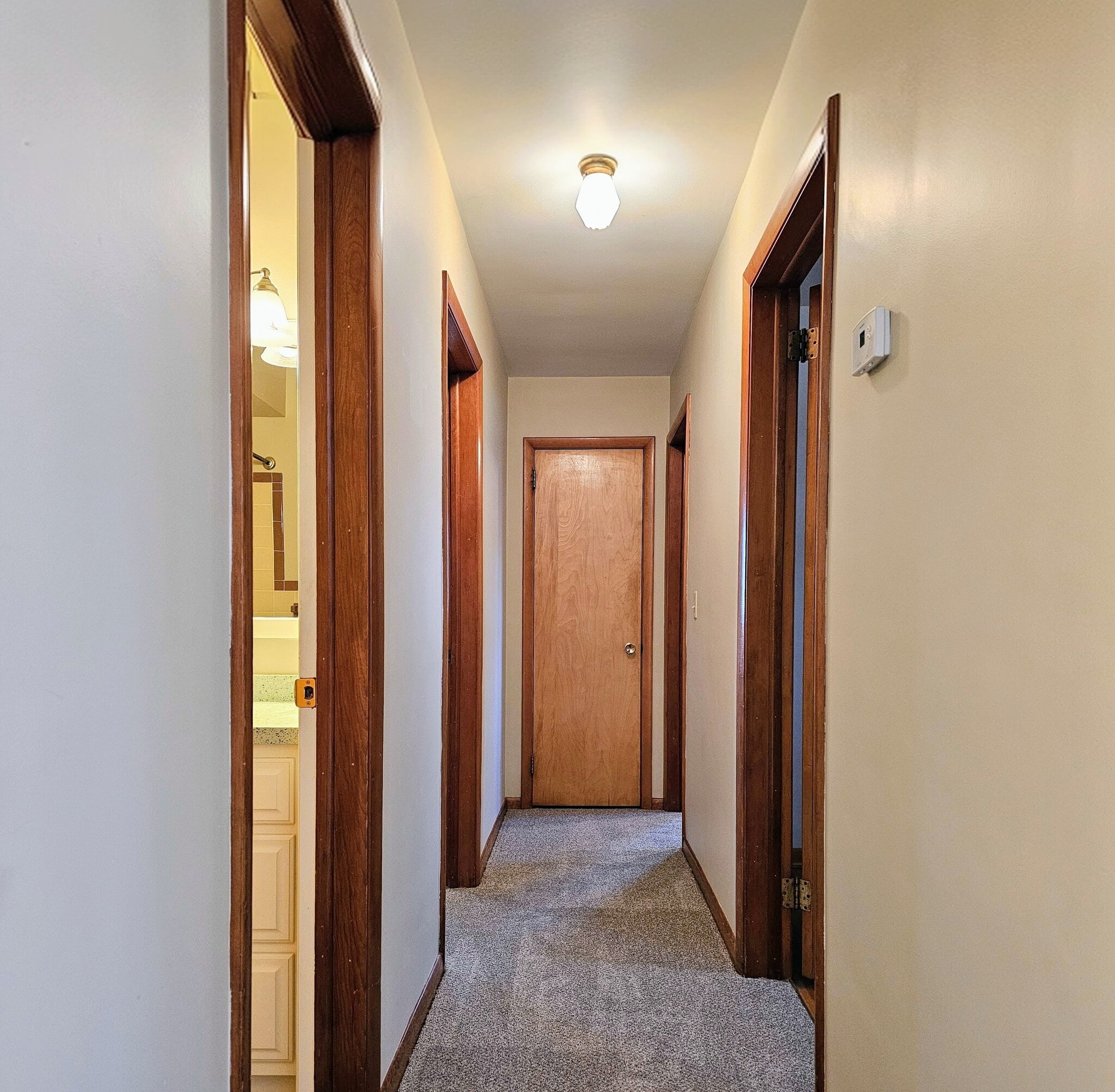 Building Photo - 1007 Lilac Ln