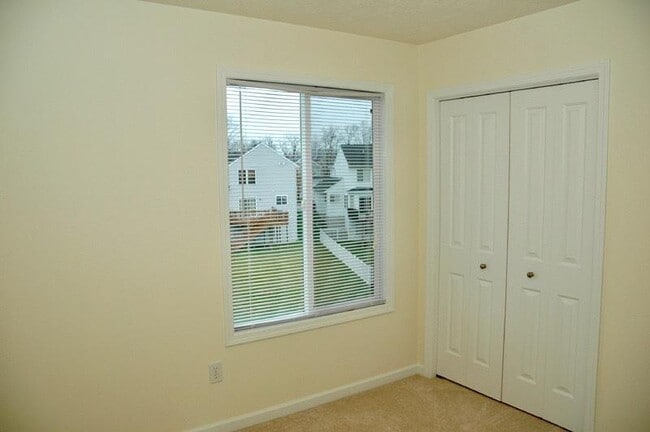 Building Photo - 5867 Timberlake Dr SE