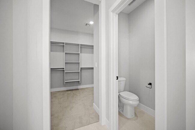 Building Photo - 362 Firerock Way