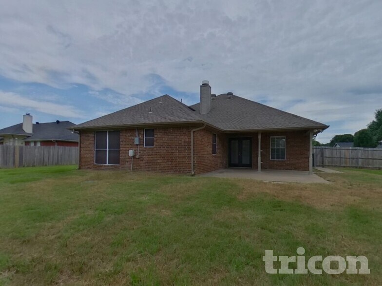 Building Photo - 5413 Frank Ln