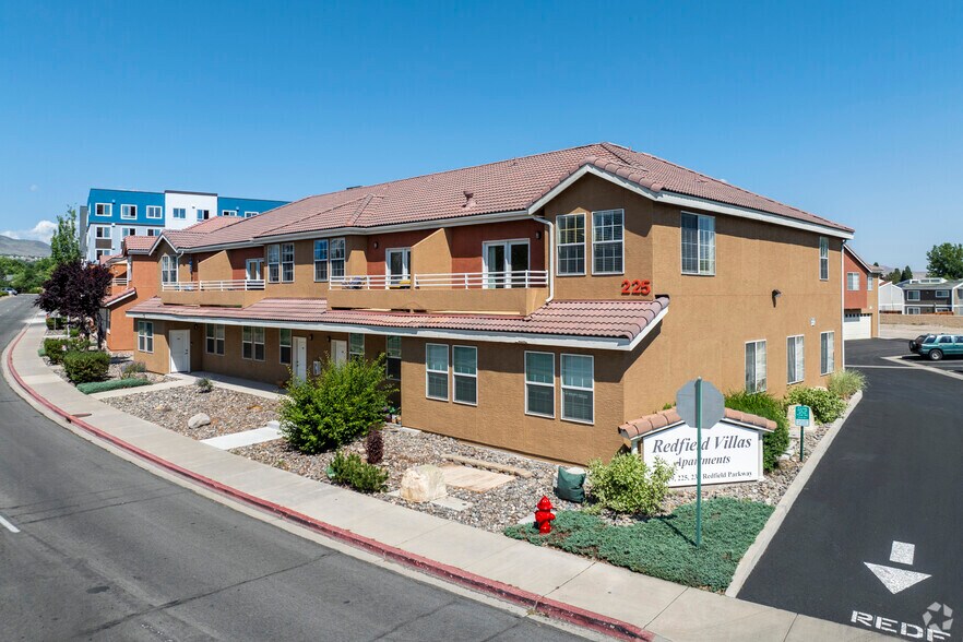 Building Photo - Redfield Villas Apartments