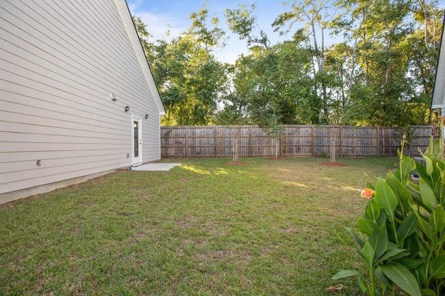 Building Photo - 1575 Cherry Blossom Cir
