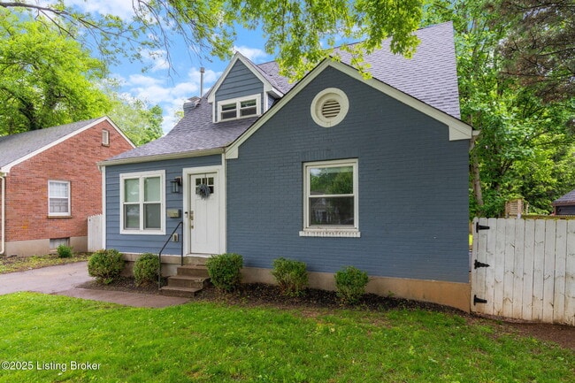 Building Photo - 121 N Hubbards Ln