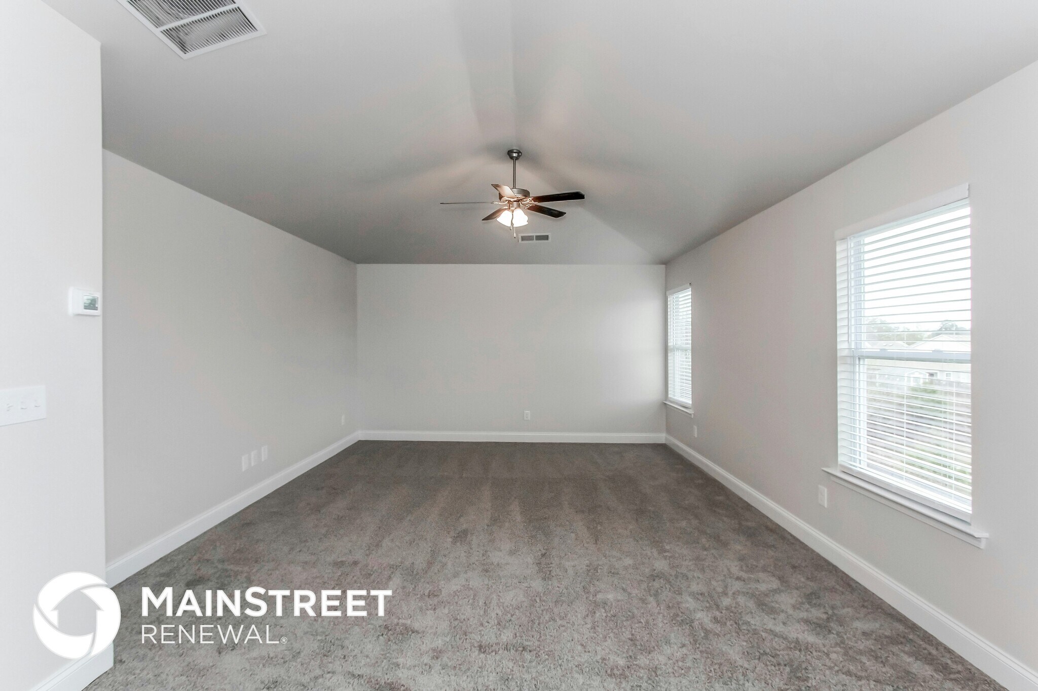 Building Photo - 253 Union Station Dr