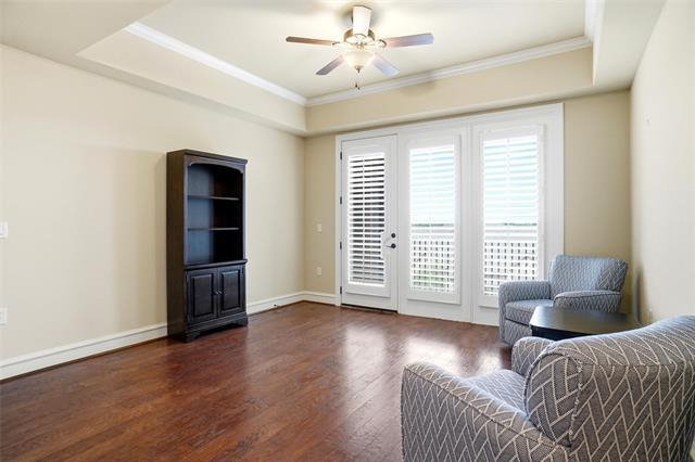 Building Photo - 301 Watermere Dr