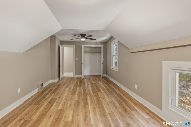 Building Photo - 238 Isinglass Rd