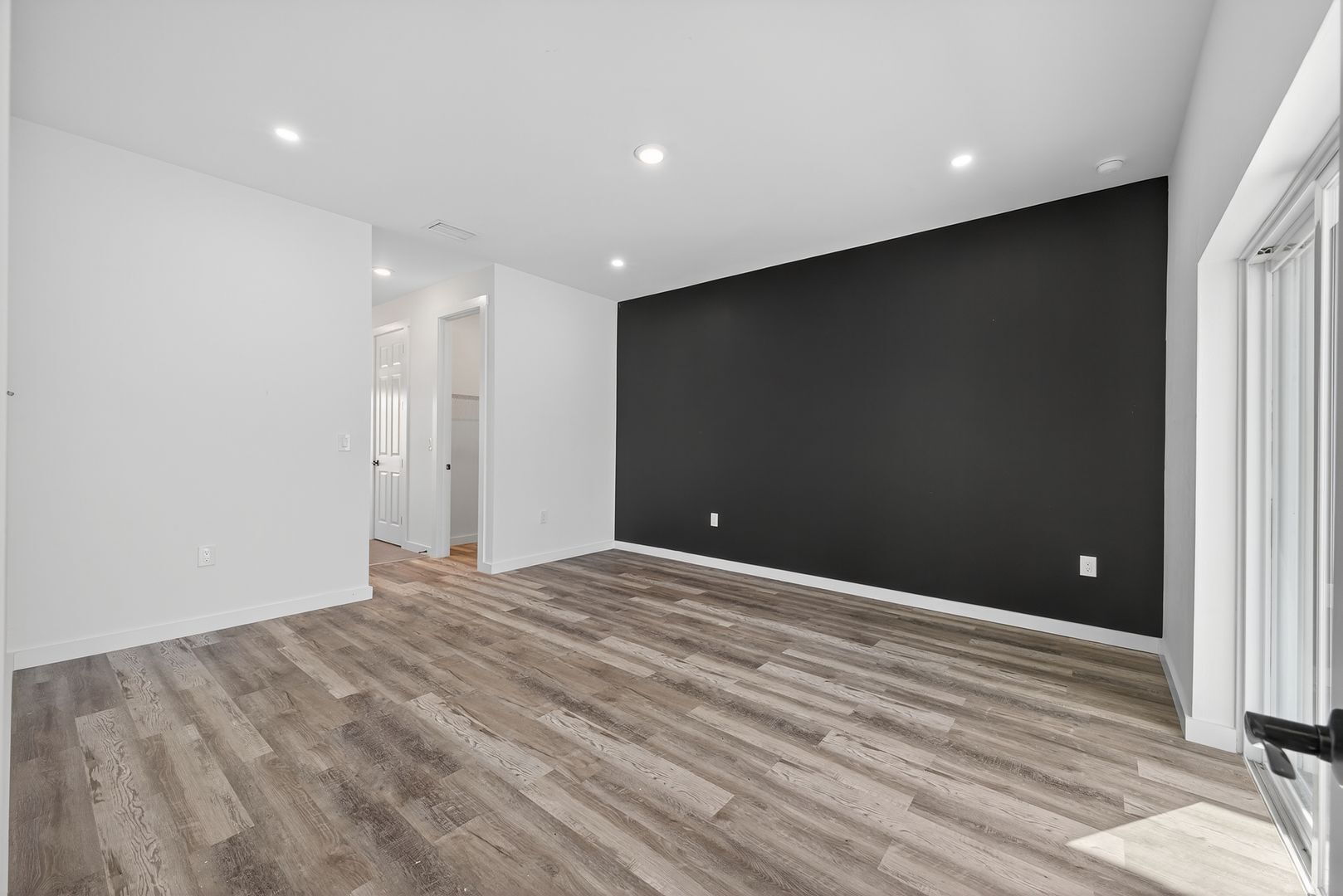 Building Photo - FIRST MONTH FREE!!! 4/2 In NW Cape