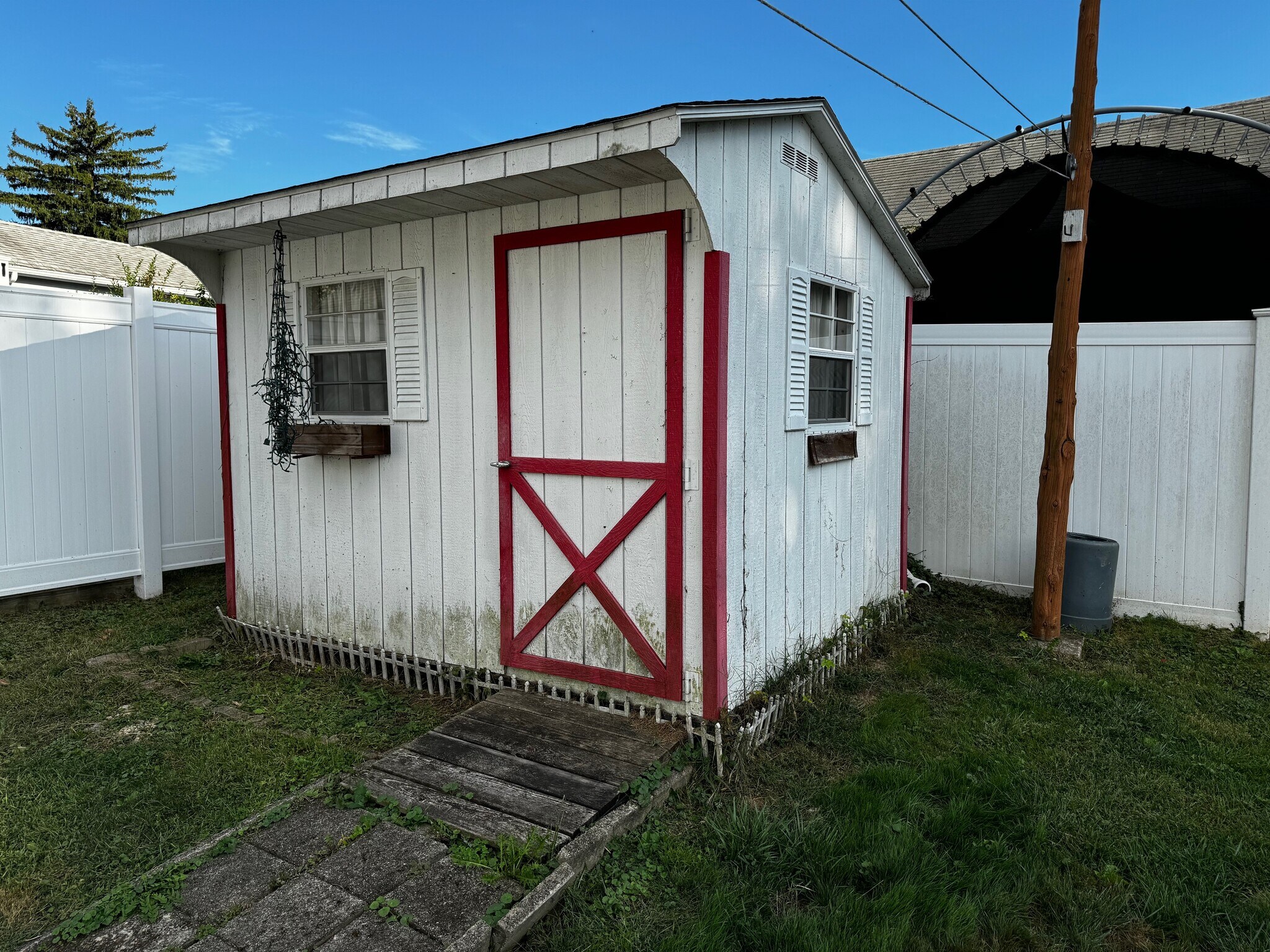 Building Photo - 815 Ruth St