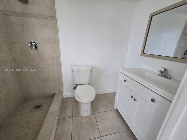 Building Photo - 8700 N Sherman Cir