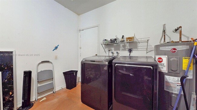 Building Photo - 12567 SW 121st Ave