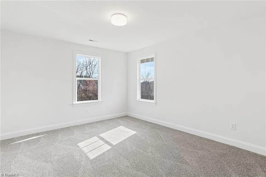 Building Photo - 1675 Ashmead Ln
