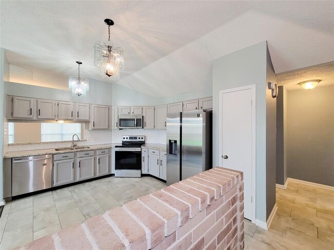 Building Photo - 7006 Stonewall Ridge Dr