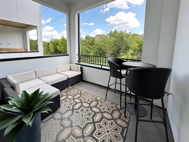 Building Photo - 2716G Grand Fountains Dr