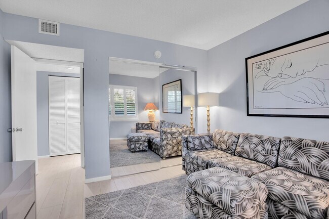 Building Photo - 1702 Andros Isle