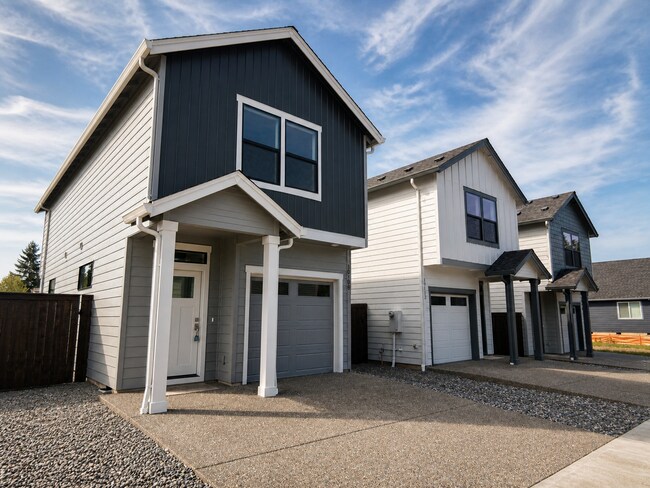 Building Photo - 10108 NE 45th Ct