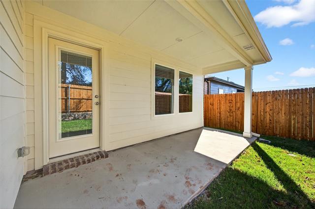 Building Photo - 4208 Carnation Dr