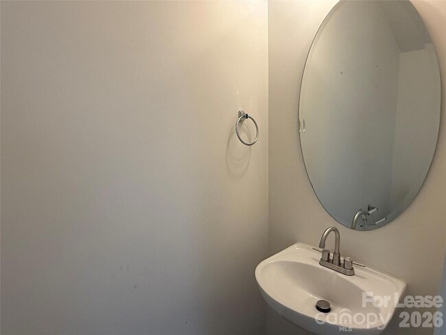 Building Photo - 4411 Canipe Dr