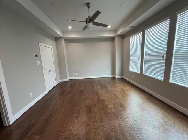 Building Photo - 1224 Upton St